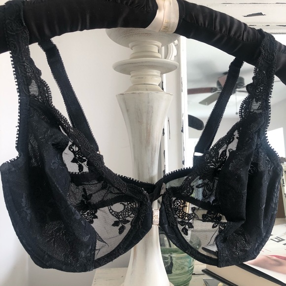 Ralph Lauren… black lace bra 34C - Picture 2 of 13